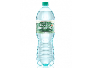 WODA MINERALNA KURACJUSZ BESKIDZKI GAZOWANA 1,5L 880136G